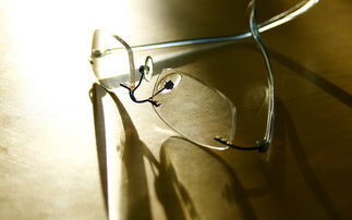 镜片暴利 验光师山寨怎么破 教你选高性价比眼镜