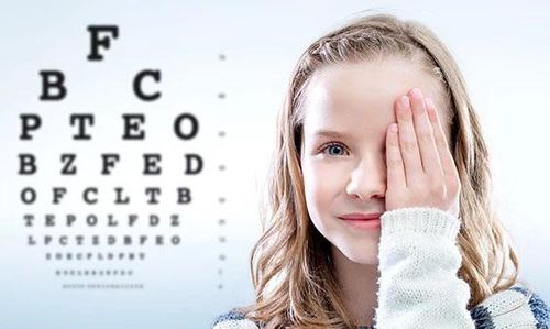 贾静雯女儿弱视600度 比高度弱视更可怕的是“隔离近视”与“近视弱”